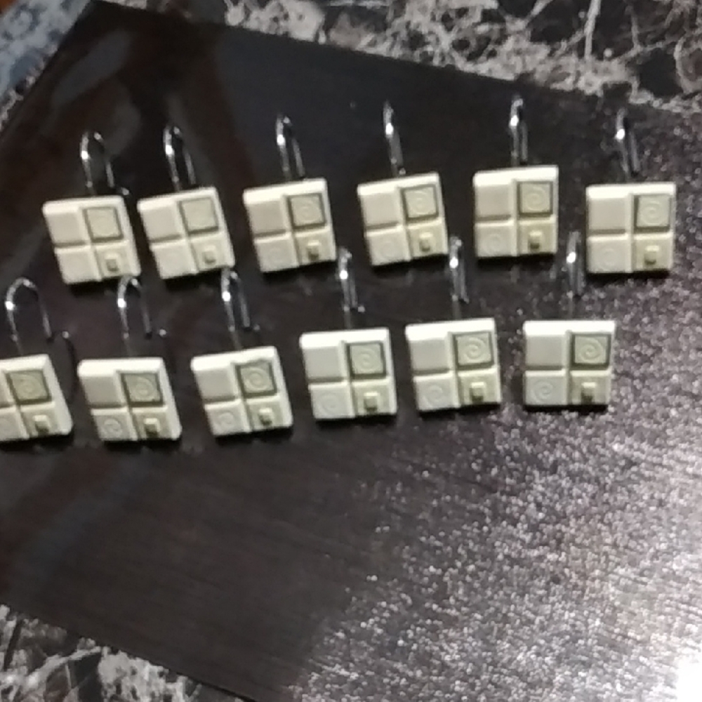 Square Modern Shower Curtain Hooks In Beige Tones 12 PK.